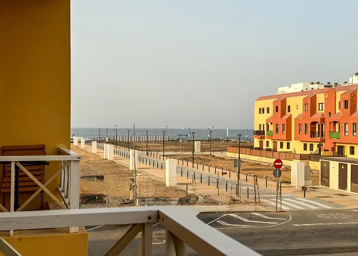 アパート Modern With Sea Views In