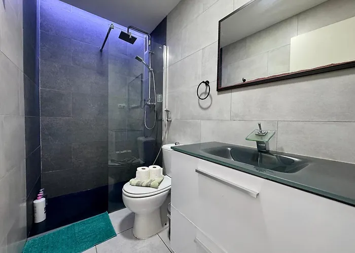 アパート Modern With Sea Views In コラレホ