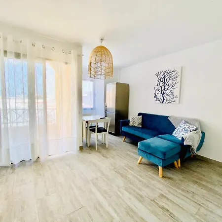 Lägenhet Modern With Sea Views In
