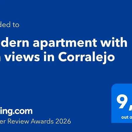 Modern With Sea Views In דירה *