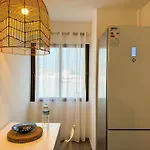 Modern With Sea Views In * 科拉雷侯
