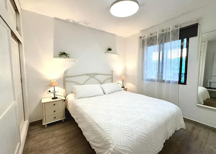 Apartment Modern With Sea Views In *